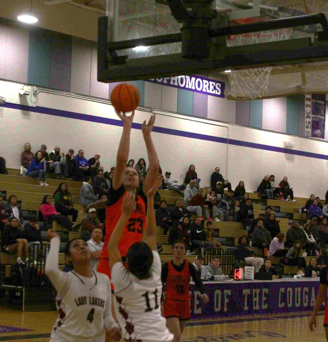 Vaqueros ride defense to easy win over Incline