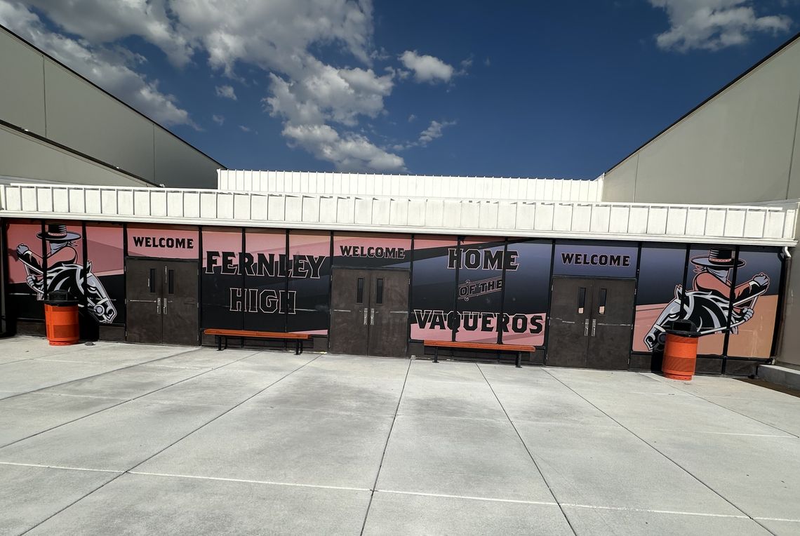 Volleyball: Vaqueros roll Lowry to start league play Volleyball: Vaqueros roll Lowry to start league play